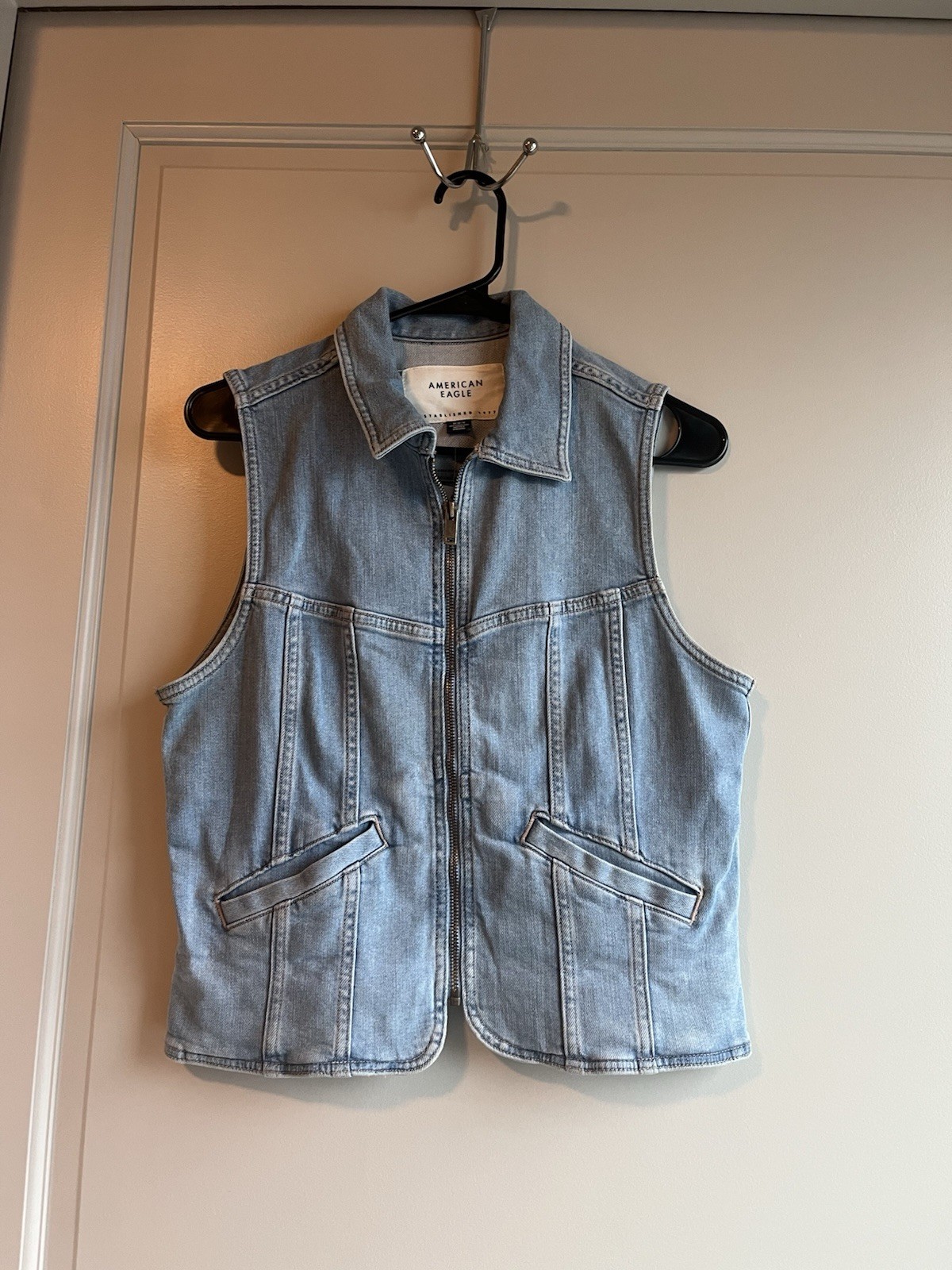 American Eagle Light Blue Zip Collared Denim Vest with Pockets Women's Size M