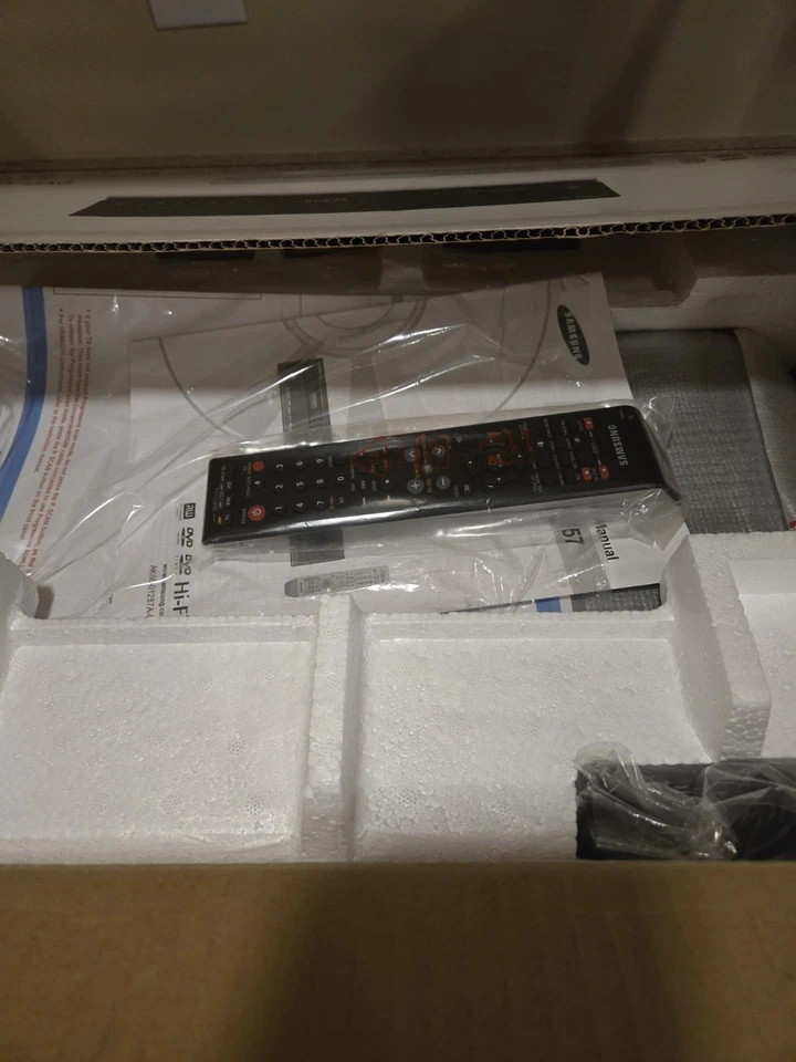 Samsung DVD-VR357 DVD Recorder VHS Player Combo HDMI Brand New (Open Box) Rare - Image 2 of 4