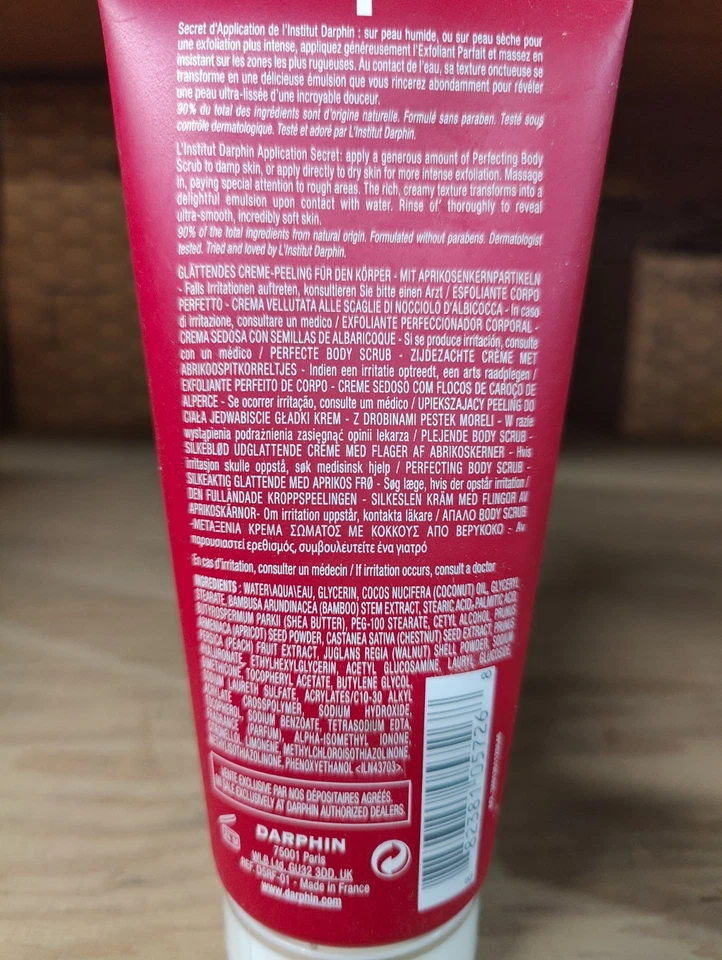 Darphin Perfecting Body Scrub w/ Apricot Seed Flakes Exfoliator 200ml / 6.7fl.oz - Image 2 of 2