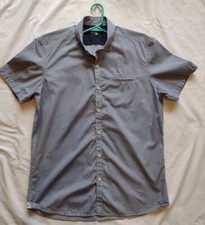 Men's Witchery Button Down Short Sleeve Dress Shirt  XL