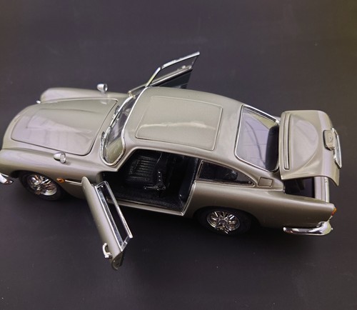 DANBURY MINT JAMES BOND 007 ASTON MARTIN DB5 **RARE/IMMACULATE - Picture 15 of 23