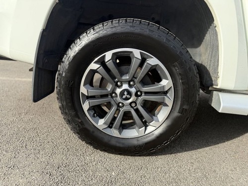 2020 Mitsubishi L200 2.2 DI-D DC Warrior Pickup Double Cab 4dr Diesel Manual 4WD - Picture 17 of 24