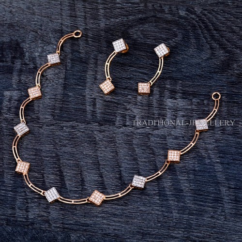 Beautiful 18K Rose Gold Designer 