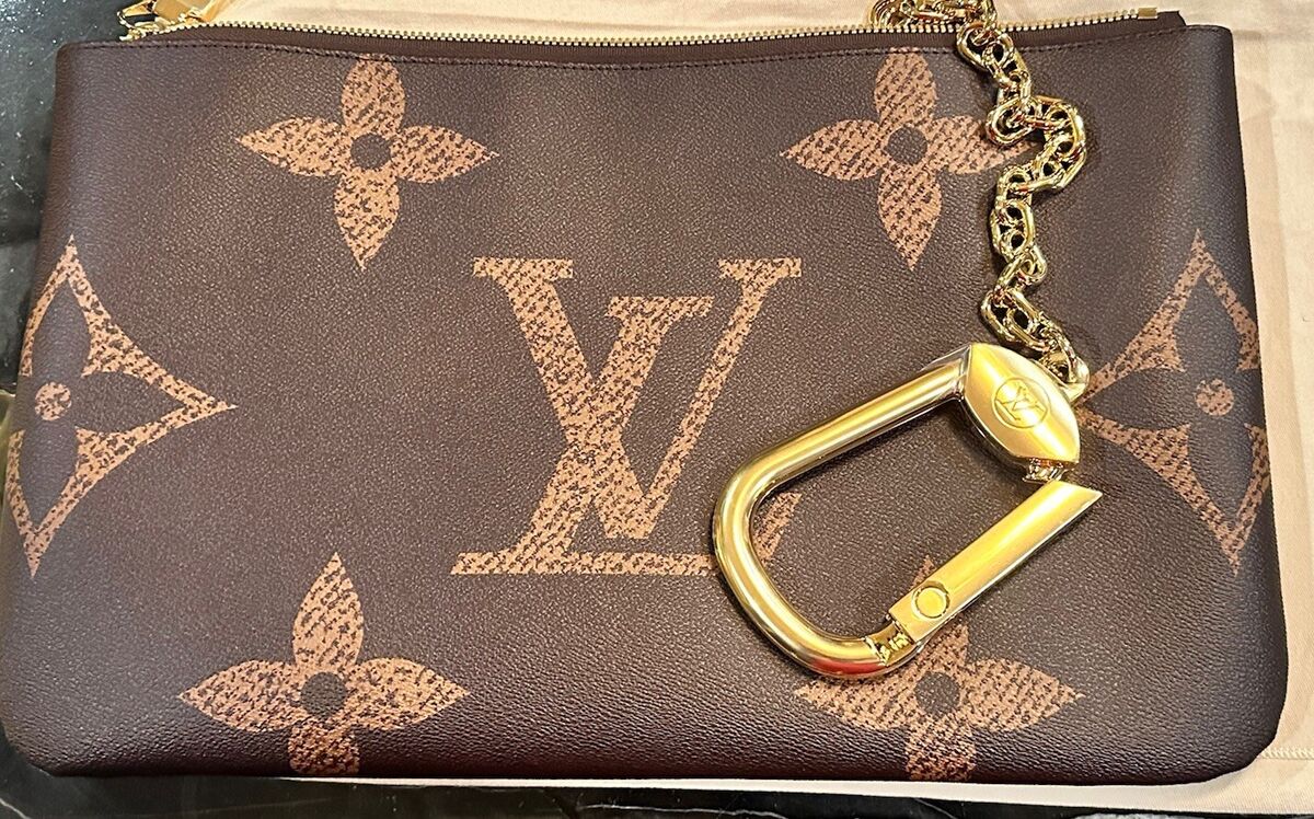 NEW! Louis Vuitton Pochette Clés XL Giant Key Pouch Monogram NEW! Louis Vuitton Pochette Clés XL Giant Key Pouch Monogram