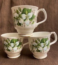 3 x Royal Albert "Trillium"