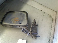 Retroviseur gauche (ou coque) Nissan PICK-UP