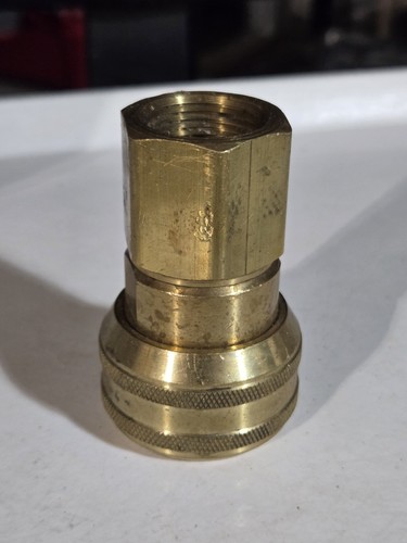 Parker 30 Series Brass Hydraulic Quick Connect Coupler – 1” NPT Female – USA