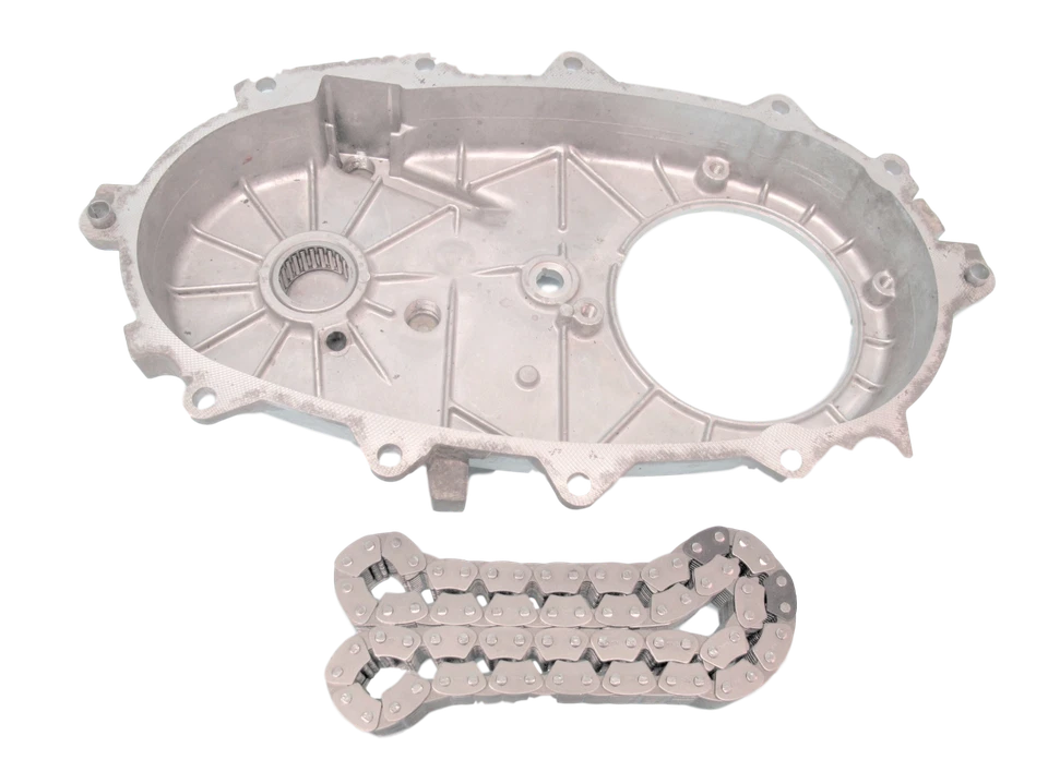 243 C GMC K1500, K2500, K3500 Transfer Case Rear Cover + Chain - Image 2 of 2