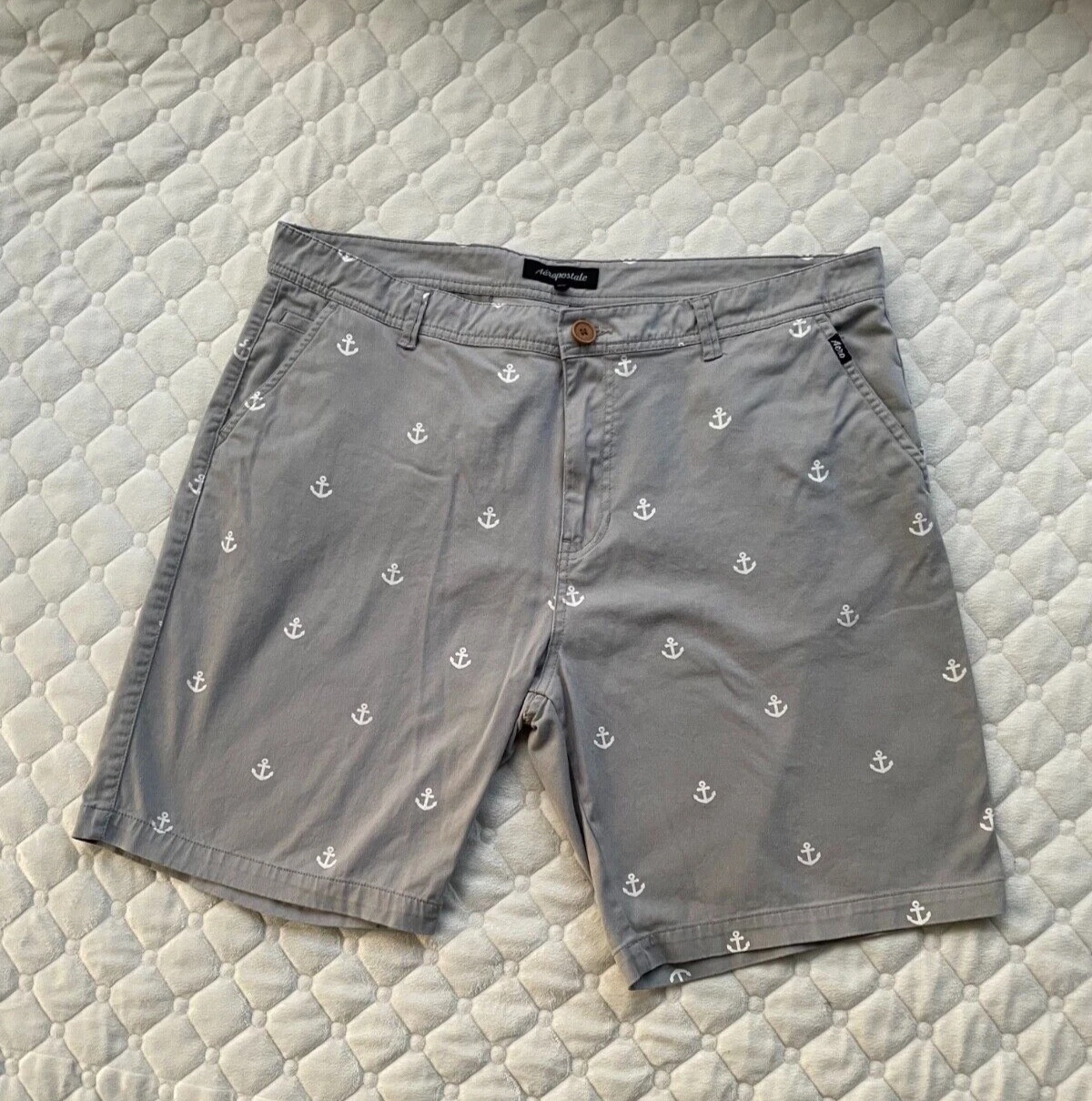 Aeropostale Shorts Size 38 Men’s Chino, Anchor Pattern, Pockets, Gray, 9” Inseam