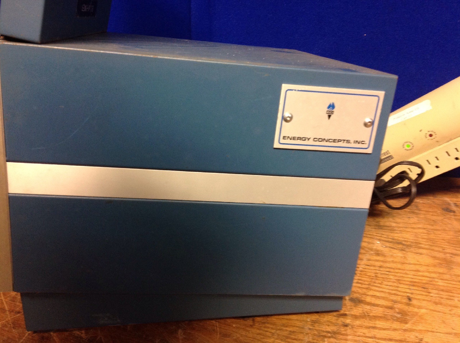 Energy Concepts Inc. Digital Multimeter 50200A,Quad Power Supply 20800B