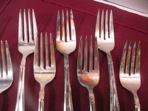 Set Of 8 DANISH PRINCESS International 1938 Silver plate Salad Forks 6 3/4" - Picture 3 of 7