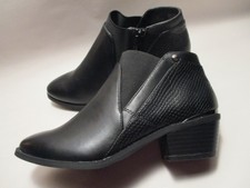 simply vera vera wang skylark women's ankle boots