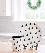 Clayre & Eef Geschirr Gedeck Set Teller 20cm & Tasse 350ml Schwarz Weiß Tanne
