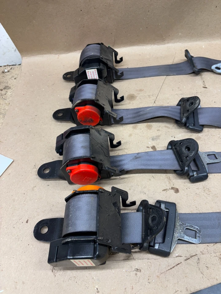 Dodge Dakota 92 93 1987 1993 1994 1995 1996 conjunto de cinturones de seguridad ex cabina funcionando bien o Foto 2 de 4