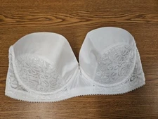 Vintage Strapless Bra Curvation 36D Underwire Back Closure White Lace W/Bow