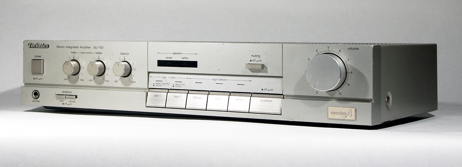TECHNICS SU-700 NEW CLASS A 2 x 70 WATT SINUS HIFI VERSTÄRKER AMPLIFIER