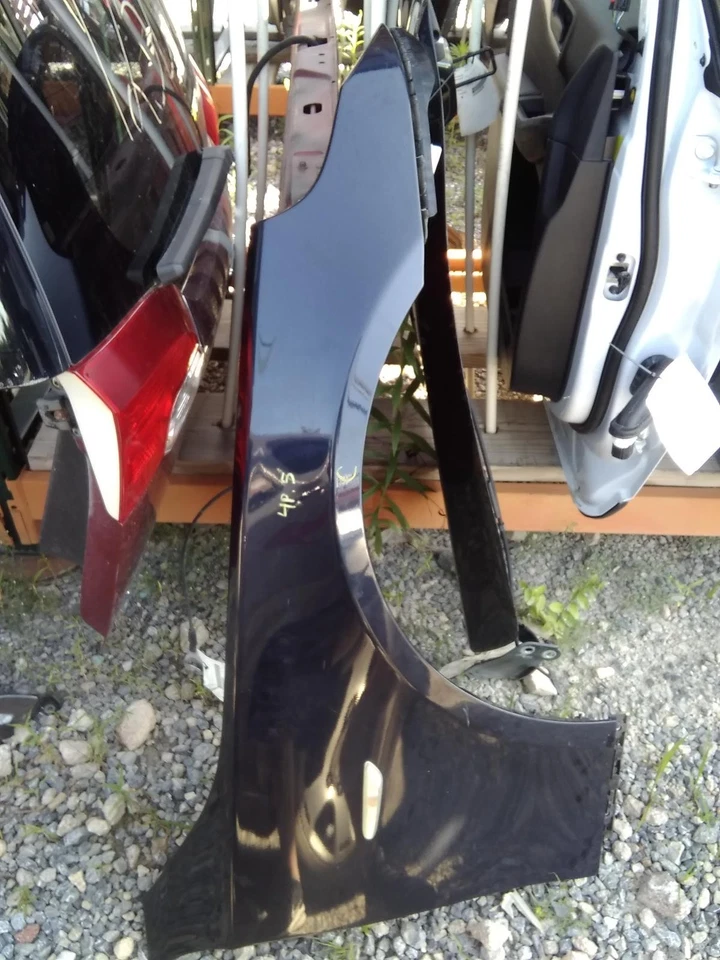 Used Front Right Fender fits: 2009 Bmw 528I Front Right Grade A Foto 2 de 4