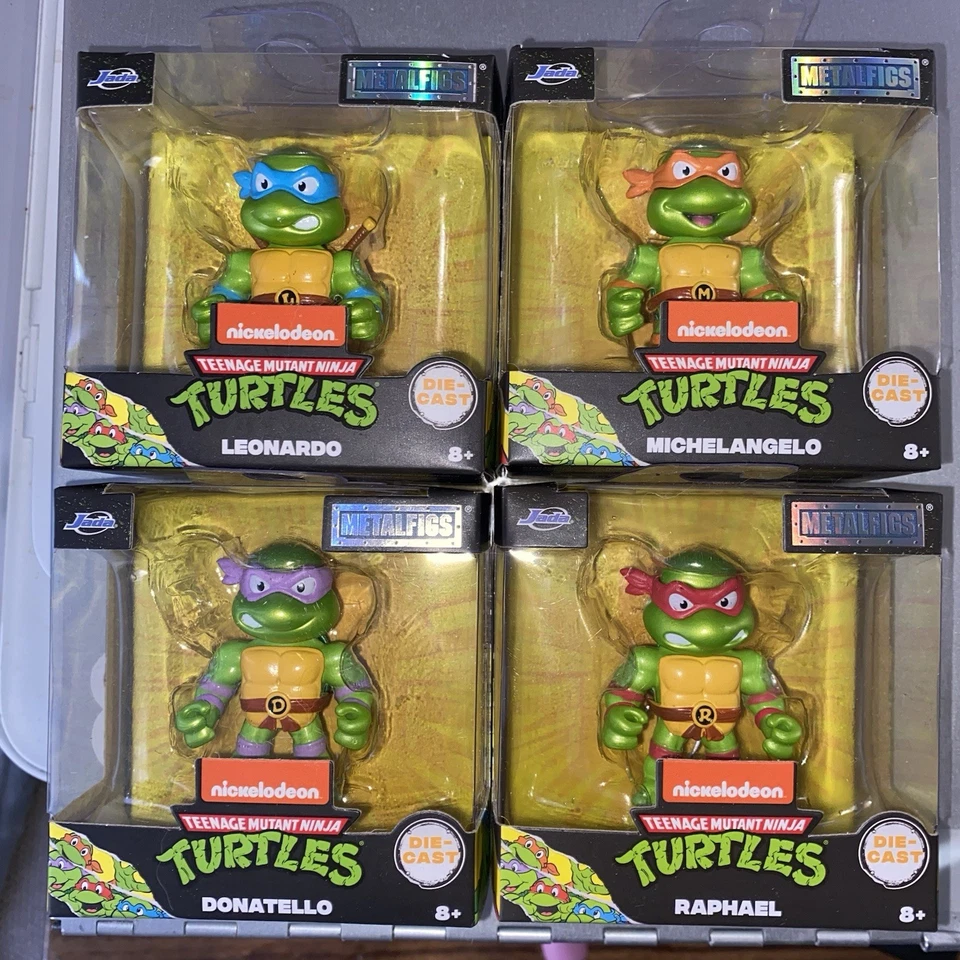 JUEGO COMPLETO DE 4 FIGURAS FUNDIDAS A PRESIÓN FIGURAS METÁLICAS TORTUGAS NINJA MUTANTES ADOLESCENTES - NUEVO Foto 2 de 4