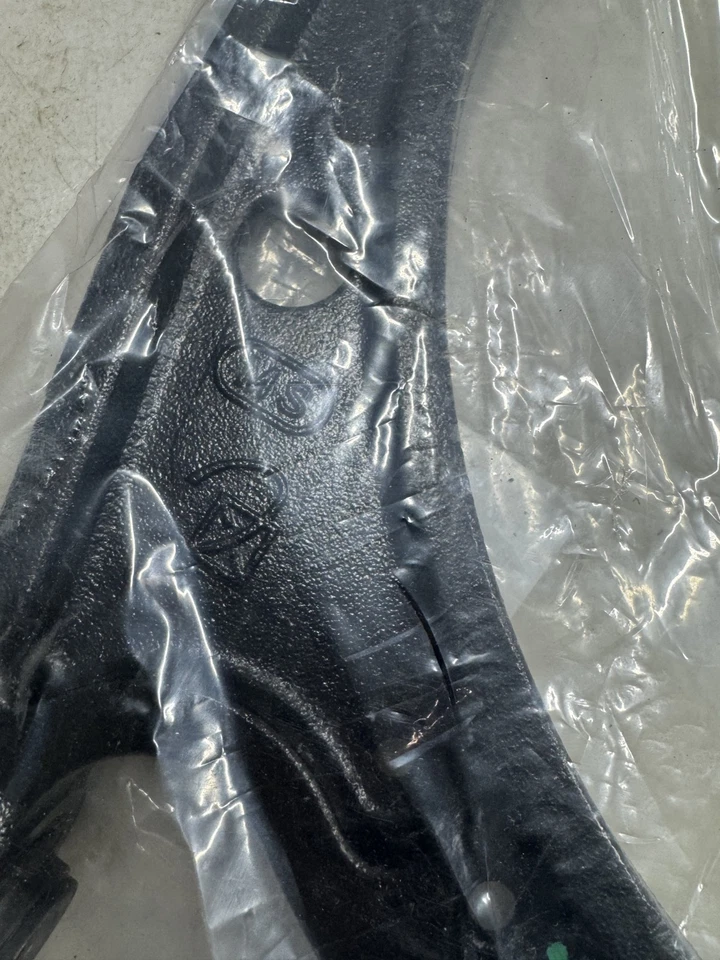 Mevotech CMS60105 Front Lower Control Arm w/Ball Joint Driver Left LH - Image 3 of 4