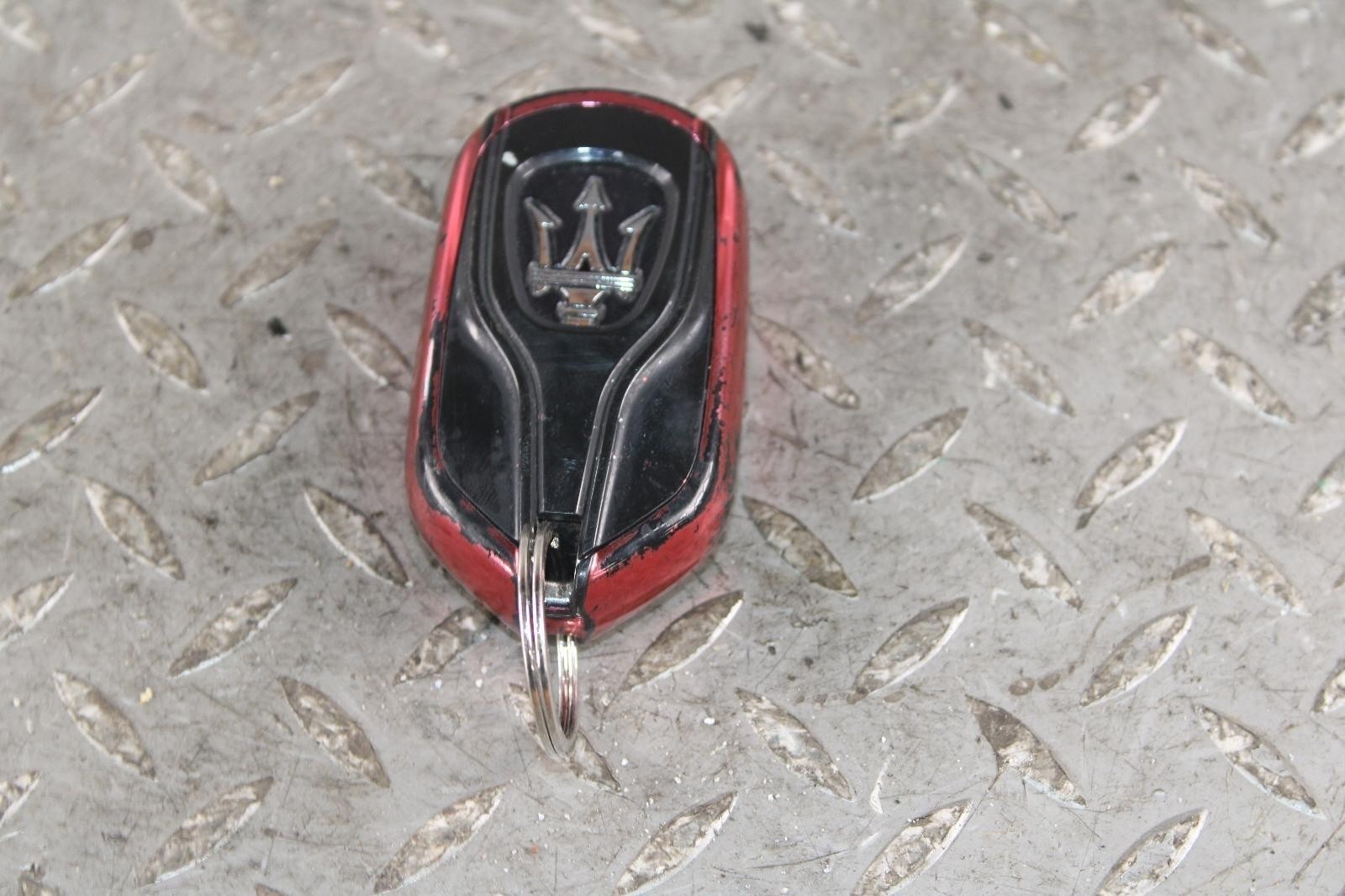 Maserati Ghibli 2014-2020 Key fob Red
