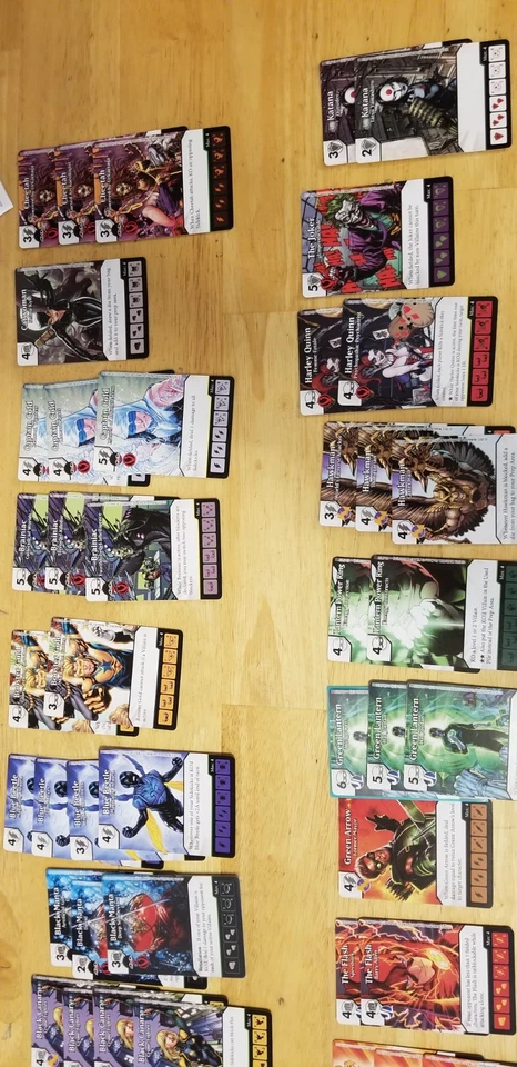 Wizkids Justice League Dice Masters Collector's Box Set w 106 cards & 180 Dice - Image 4 of 4