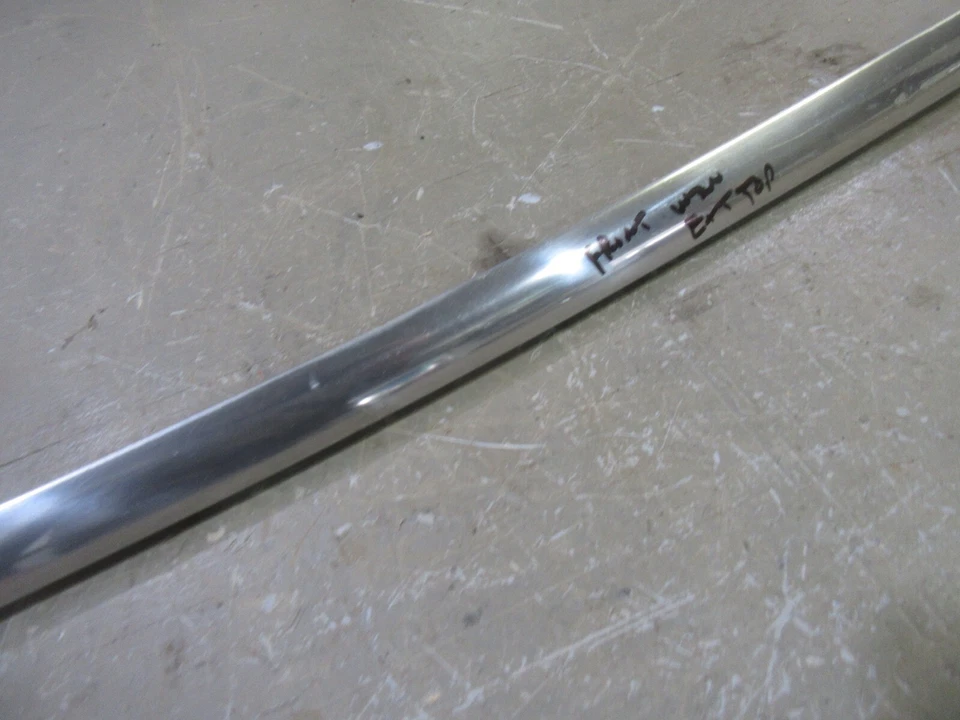 Ford Custom 300 Fairlane 1959 sedán exterior superior moldura parabrisas Foto 3 de 4