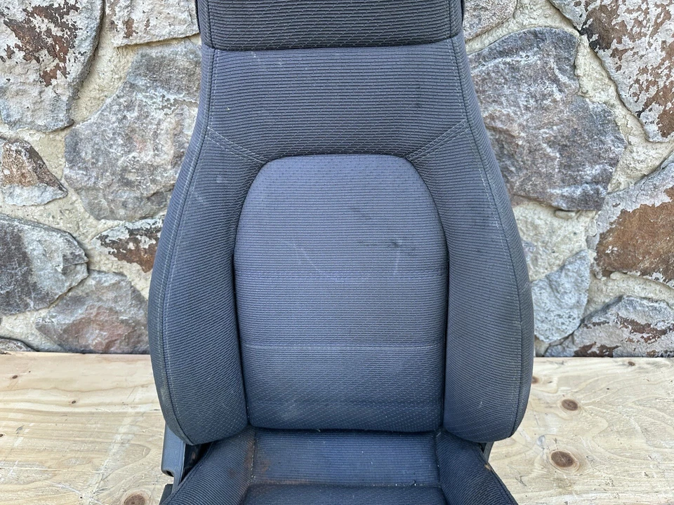 Сиденья из черной ткани для правой стороны пассажира Mazda Miata Mx5 1990-1993 годов выпуска от оригинального производителя V21 - Изображение 3 из 4