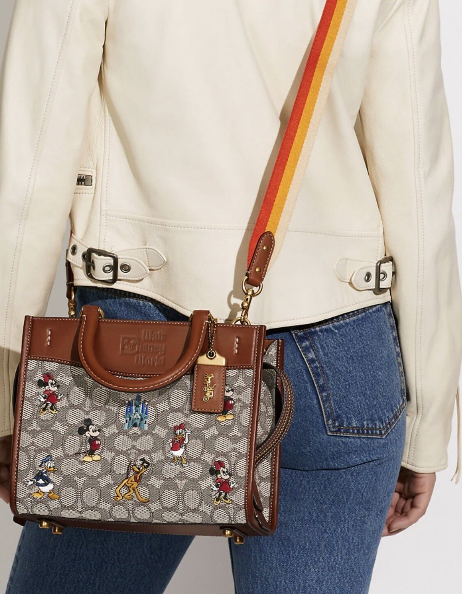 ❤️Coach Disney X Coach Rogue 25In Signature Textile Jacquard