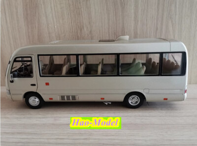 1:24 Toyota COASTER Bus Alloy Diecast Metal Bus Model
