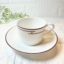 Tasse à thé et soucoupe Hermès Rhythme rouge vaisselle en porcelaine
