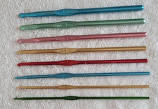 Vintage Set of 8 Hero Crochet Hooks Made In USA Sizes C,E,F,G,H,I,J,& K