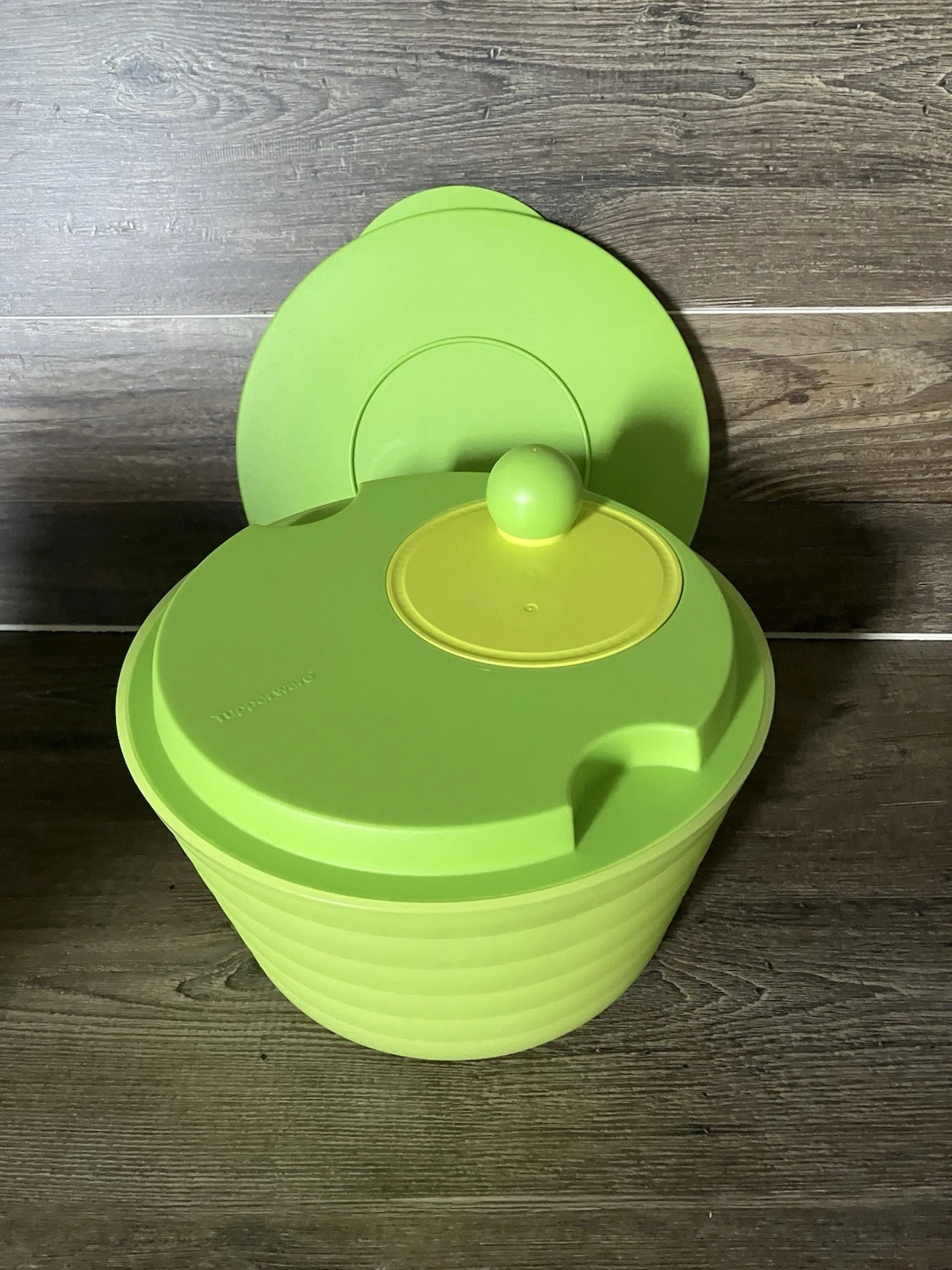 Tupperware Spin N Save Salad Spinner