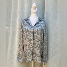 Victoria's Secret paisley floral gray white long sleeve silk pajama top blouse