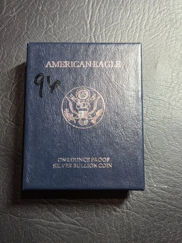 Beautiful 1996 P American Eagle Proof Silver Dollar in Box/COA