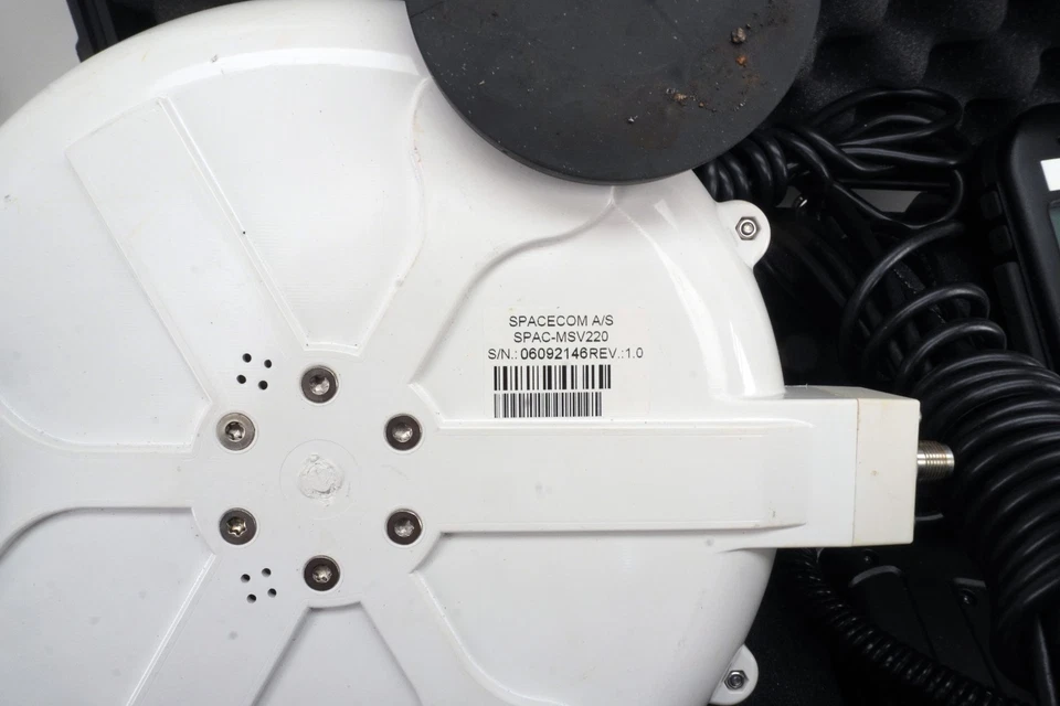 Hughes MSAT G2 Mobile Satellite Radio SKY based DT-220 handset in Pelican case - Image 4 of 4