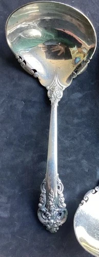 1 Wallace Sterling Silver Grand Baroque Gravy Sauce Ladle 6 1/2”