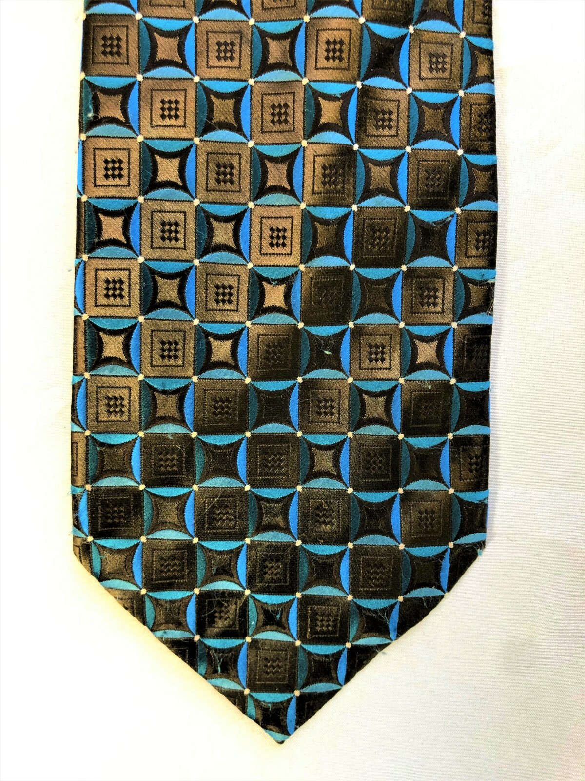 Picture 3 of 4