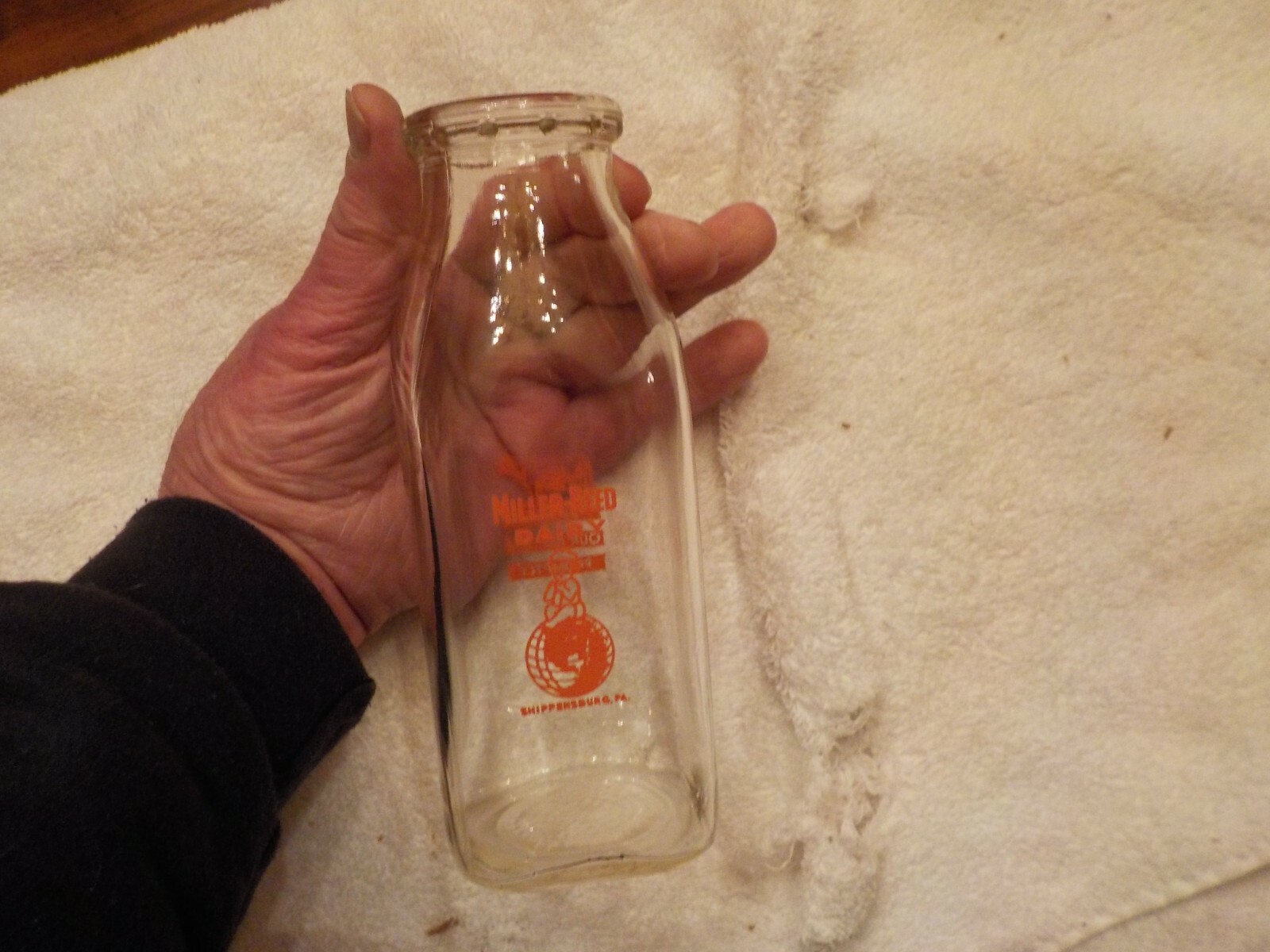 MILLER 0 REED DAIRY PAINTED PINT MILK BOTTLE SHIPPENSBURG PA. eBay