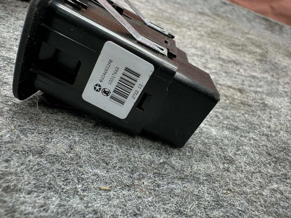 11-23 Dodge Charger Chrysler 300 botón de ventana eléctrica lateral izquierdo o derecho OEM Foto 4 de 4