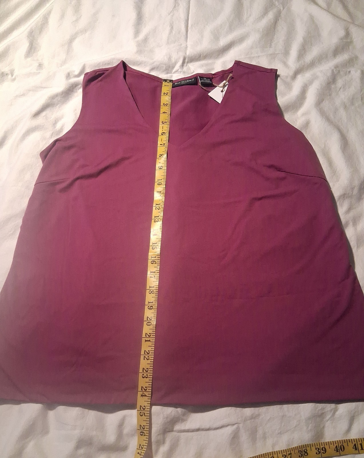 Bay Studio Plus Size Solid V-Neck Sleeveless Top … - image 7