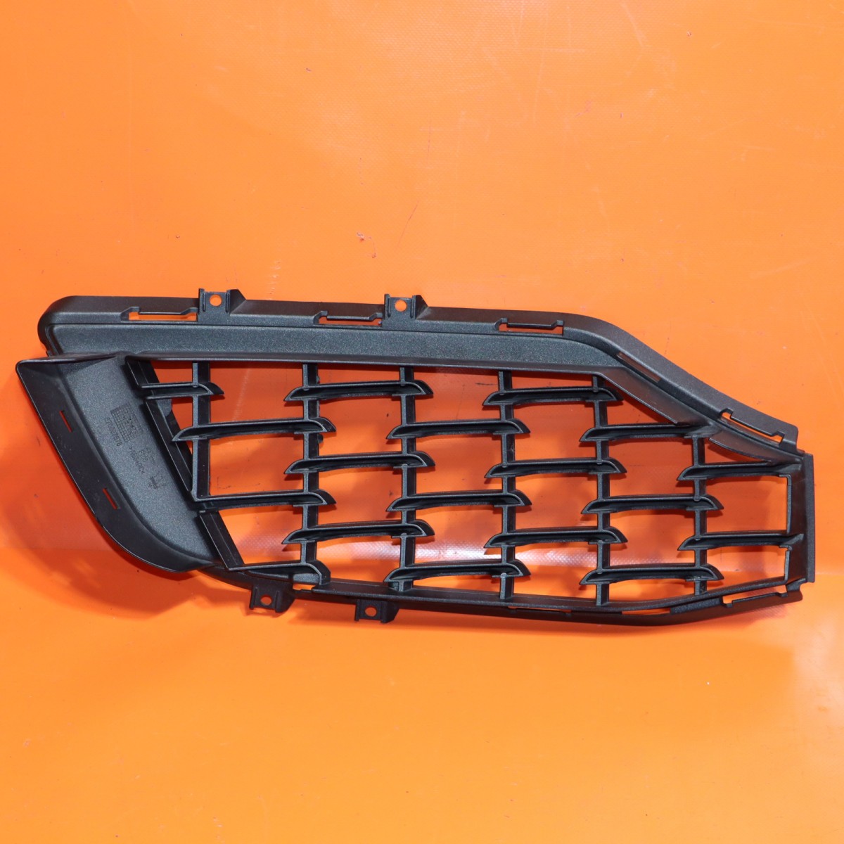 Maserati Ghibli 334 Ultima 2021-2023 Right Lower Bumper grilles Pair P/N 670097587