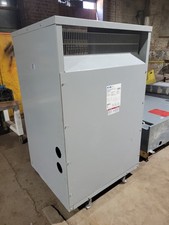 300 kVA Eaton V48M28T33EE Dry DT-3 Transformer 480-208Y/120V 3 Phase 60 Hz