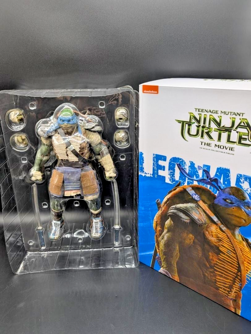 ThreeZero Teenage Mutant Ninja Turtles OUT OF THE SHADOWS LEONARDO