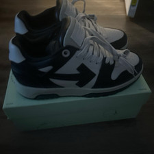 Off-White Out Of Office Black/White Suede Mid...
