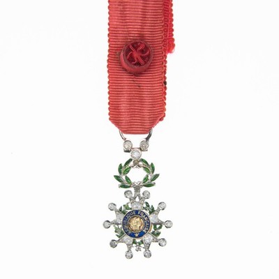 Belle Miniature de Luxe - Cave Of Altamira (UNC) Order La Legion Bridesmaid Trim