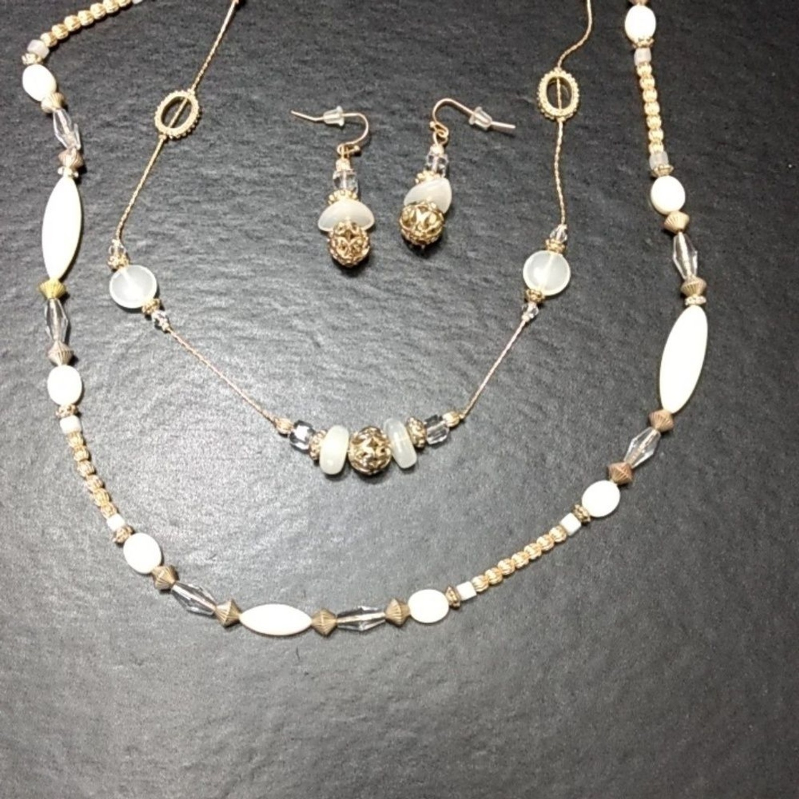C1946 necklace and matching earring set - image 1