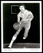 1975 Type 1 Press Photo Mitch Kupchak signed autograph UNC very rare  SDFP BXOS0