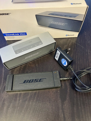 BOSE SoundLink Mini Bluetooth Speaker   voll funktionsfähig, mit Ladeschale, OVP