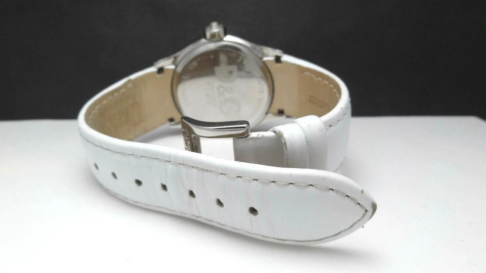 Reloj Dolce and Gabbana DW0148 para mujer correa de cuero blanco esfera "I Love You" Foto 3 de 4