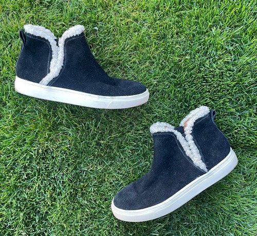 white sneakers sportscene